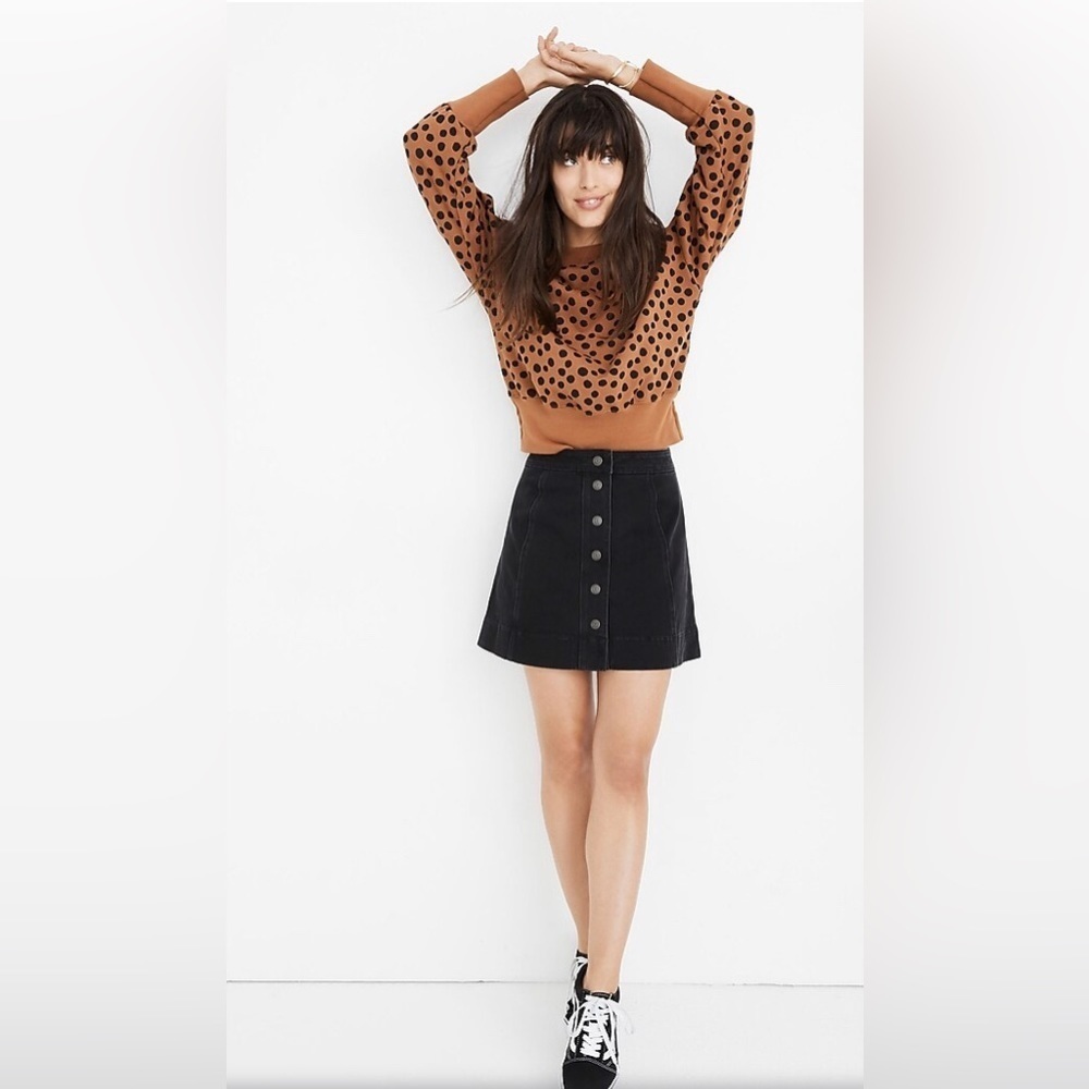 Madewell Metropolis Snap Jean Skirt in Rawley Black 4​​​​